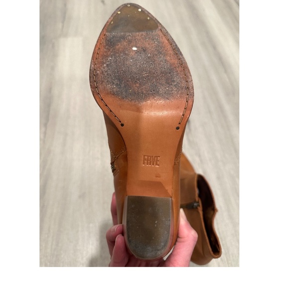 FRYE ANKLE BOOTS - Picture 10 of 14